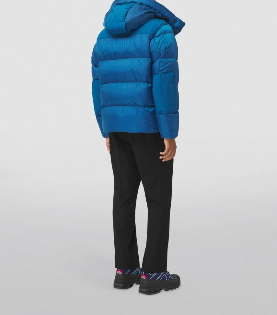 Detachable-Sleeve Puffer Jacket 商品