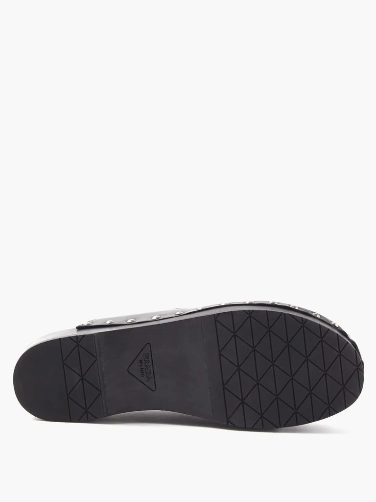 商品Prada|Triangle logo-plaque leather clogs,价格¥5471,第4张图片详细描述