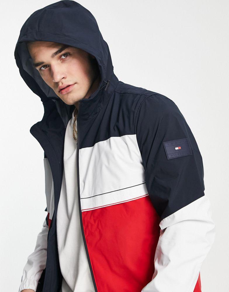 商品Tommy Hilfiger|Tommy Hilfiger tech global colourblock hooded jacket in multi,价格¥1227,第4张图片详细描述