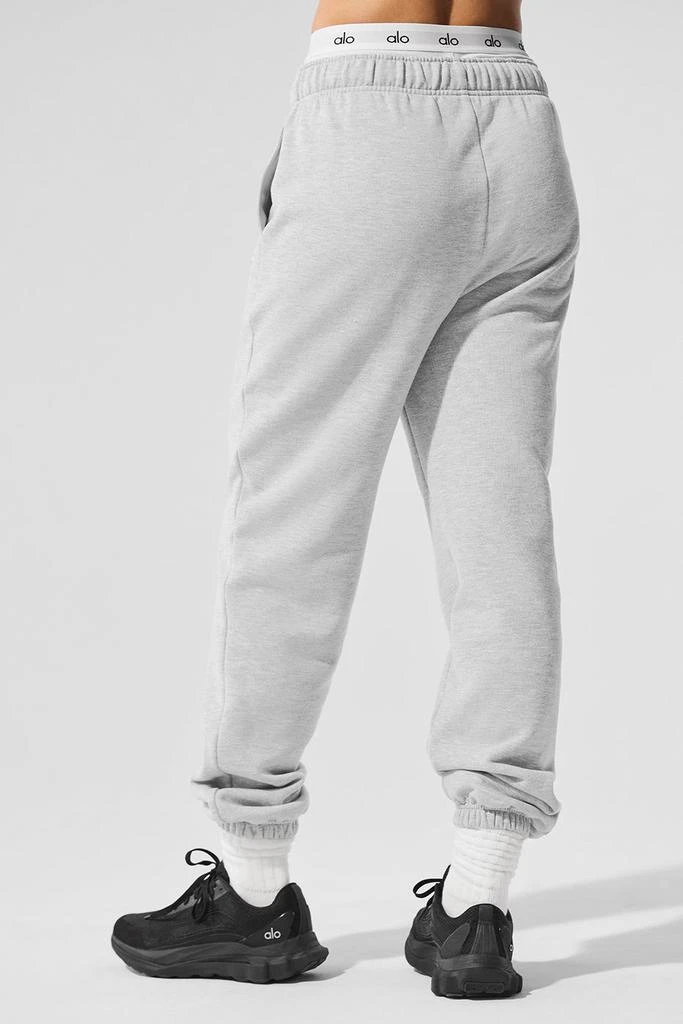 商品Alo|Accolade Sweatpant - Athletic Heather Grey,价格¥983,第2张图片详细描述