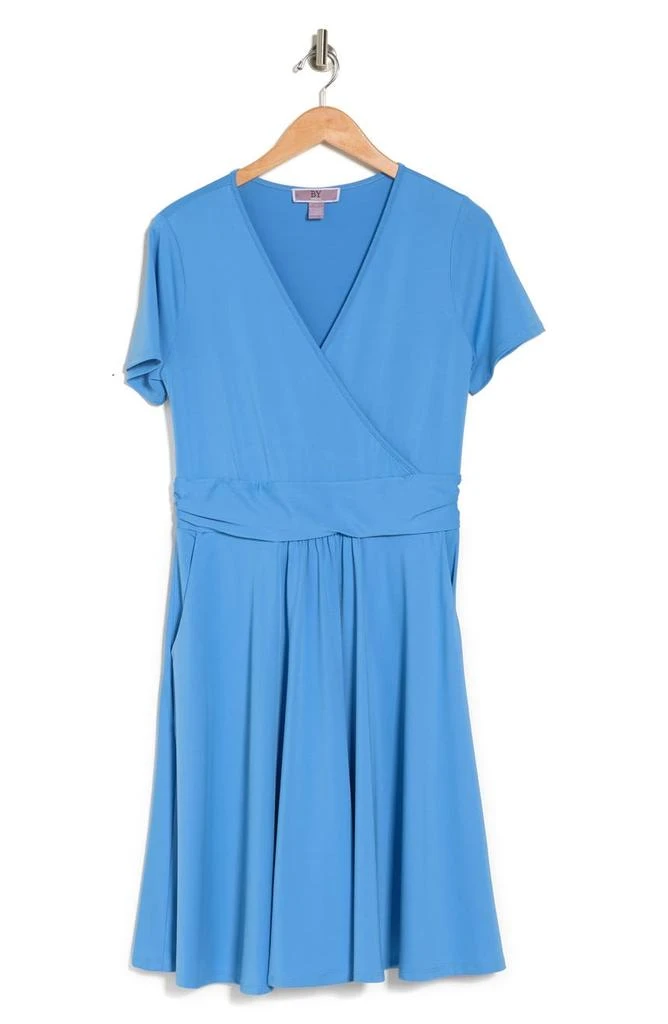 商品Love by Design|Mallory Short Sleeve Faux Wrap Dress,价格¥151,第3张图片详细描述