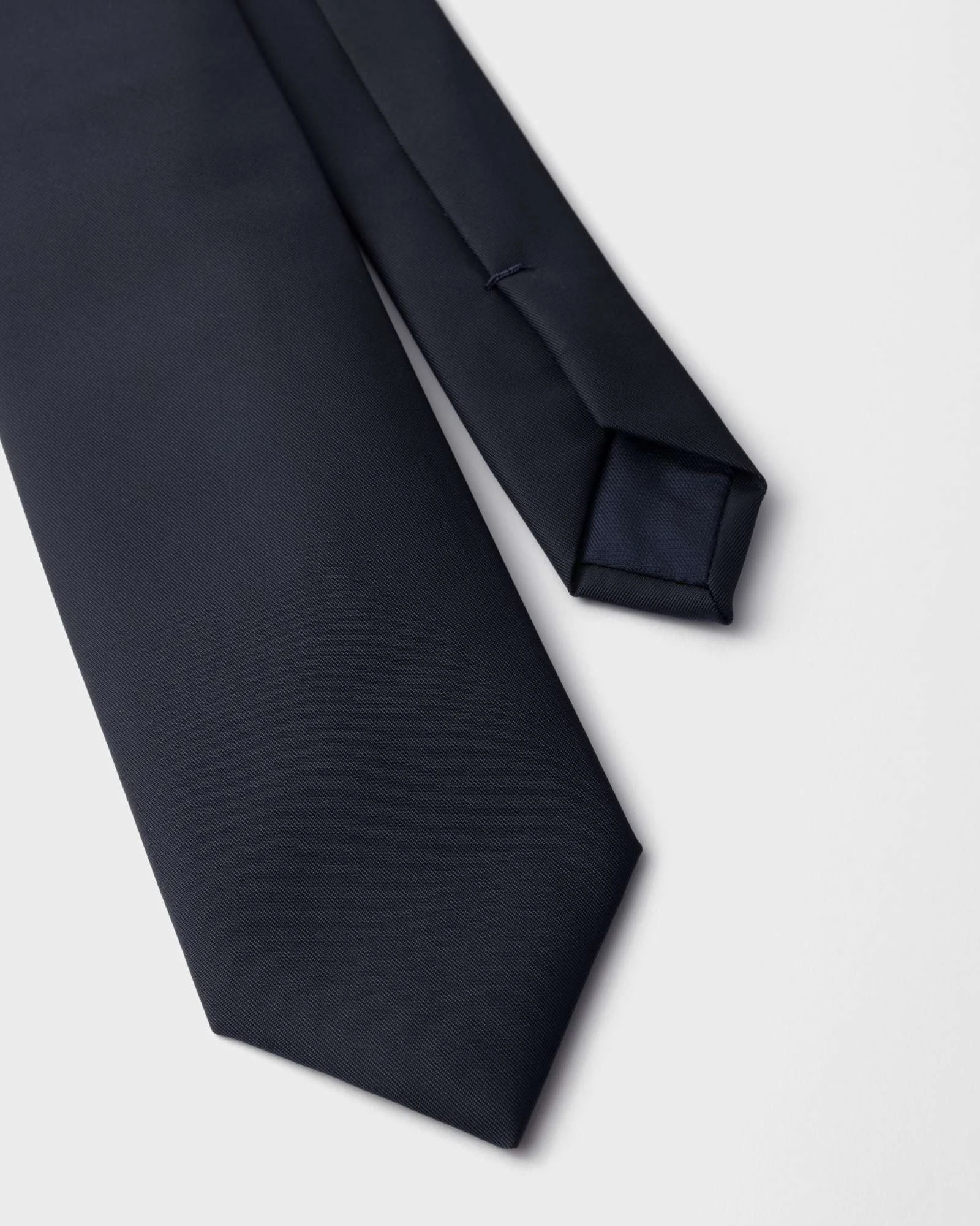 商品【商品预售7天发货】 Prada|Prada 男士领带 UCR771WQ8SWMOF0SVF 黑色,价格¥3019,第4张图片详细描述