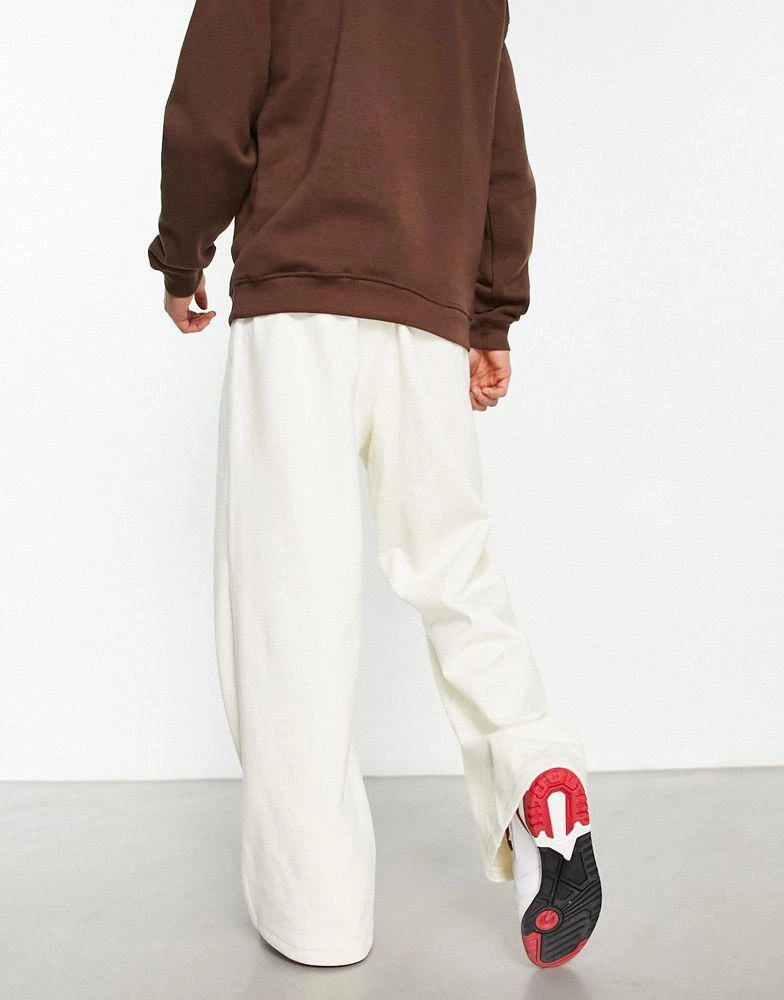 商品ASOS|ASOS DESIGN heavyweight wide leg joggers in off white,价格¥307,第3张图片详细描述