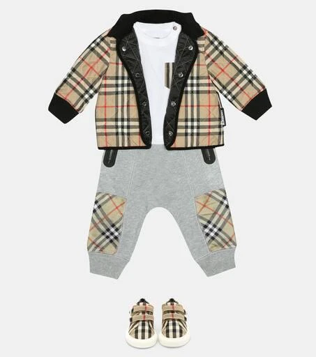 商品Burberry|Baby checked quilted jacket,价格¥2792,第2张图片详细描述