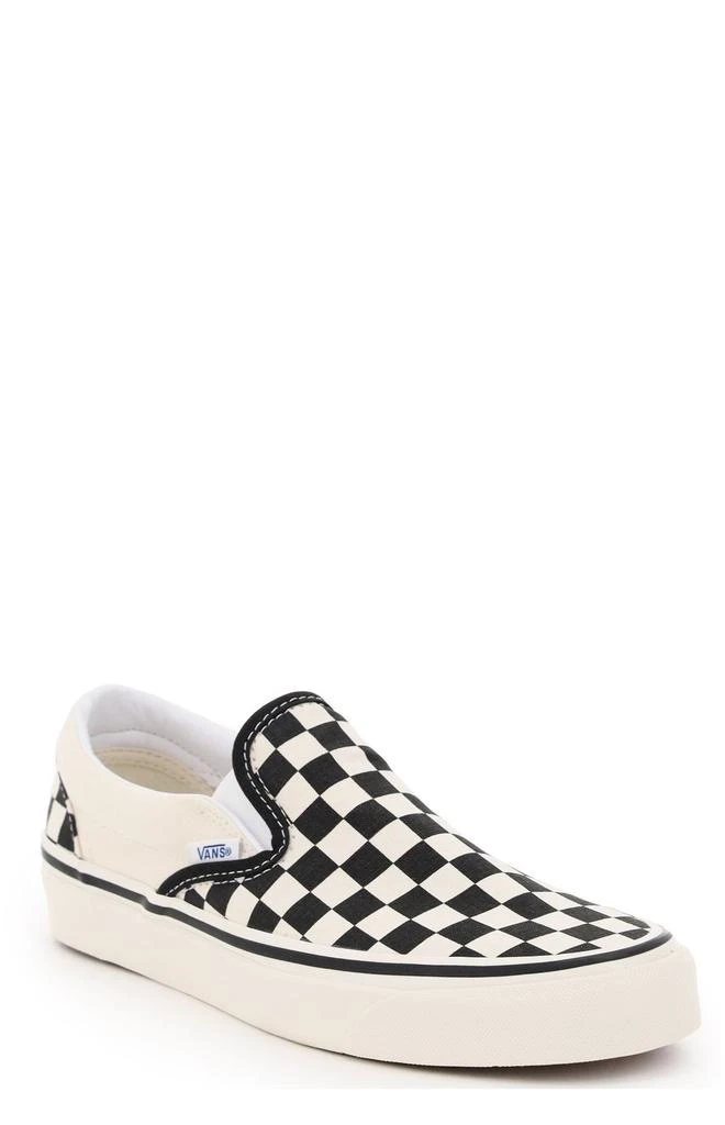 商品Vans|Vans Classic 98 DX Slip-On Sneakers,价格¥408,第2张图片详细描述