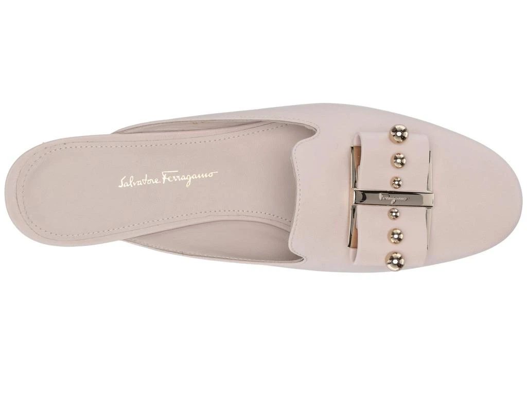 商品Salvatore Ferragamo|Sciacca Pearl Mule,价格¥2243,第2张图片详细描述