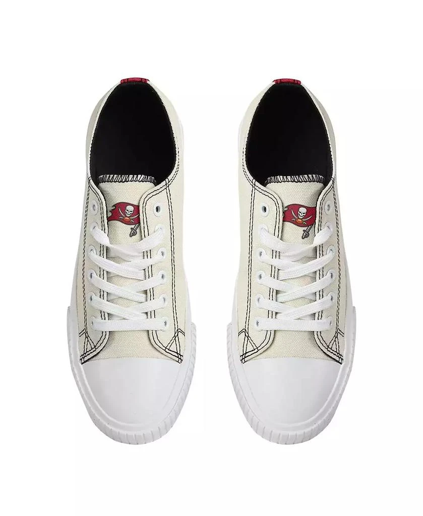 商品FOCO|Women's Cream Tampa Bay Buccaneers Low Top Canvas Shoes,价格¥451,第3张图片详细描述