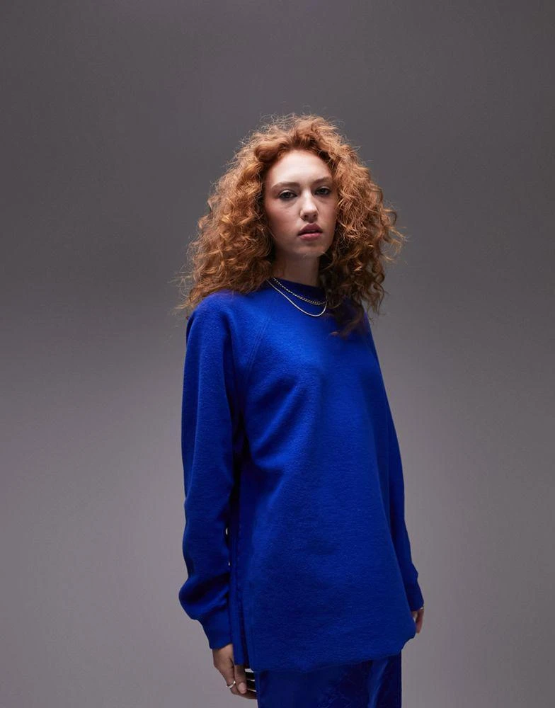 商品Topshop|Topshop oversized fleece sweat in blue,价格¥185,第1张图片