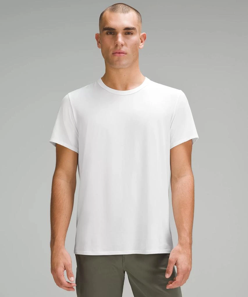lululemon Fundamental T-Shirt 商品