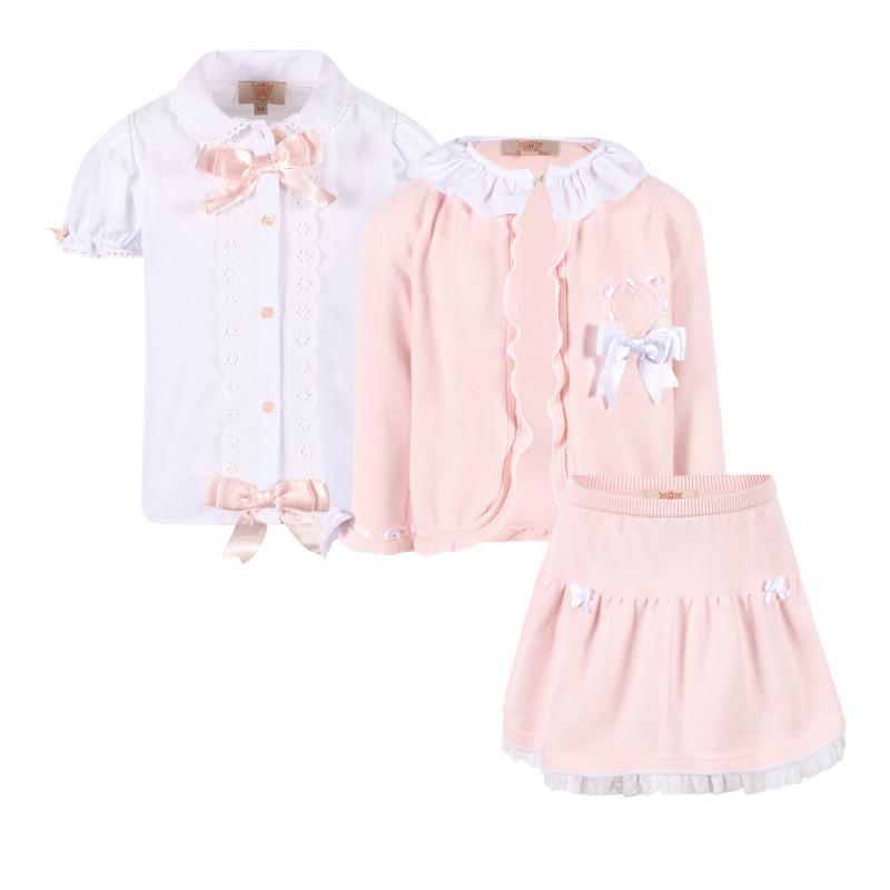 商品Caramelo Kids|Ruffle detailing knit cardigan skirt and blouse set in pink and white,价格¥946,第1张图片