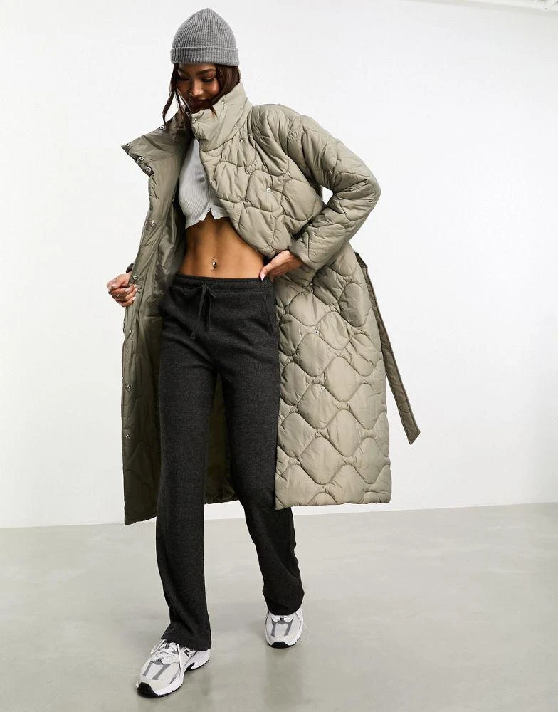 商品VERO MODA|Vero Moda quilted high neck maxi puffer coat in stone,价格¥389,第2张图片详细描述