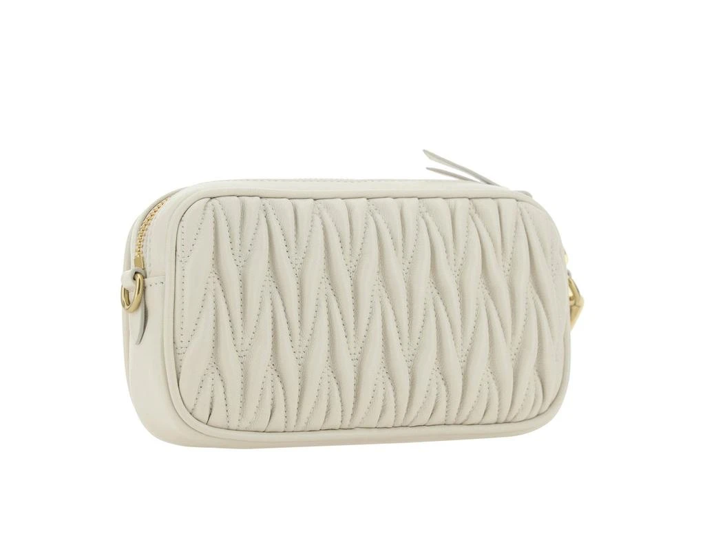 商品Miu Miu|Miu Miu Logo Patch Zipped Clutch Bag,价格¥4738,第2张图片详细描述