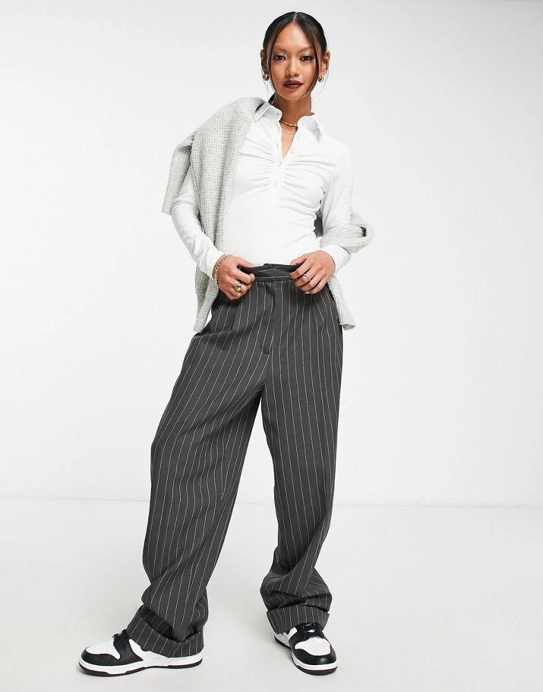 商品ASOS|ASOS DESIGN shirt collar bodysuit with ruching in white,价格¥162,第3张图片详细描述