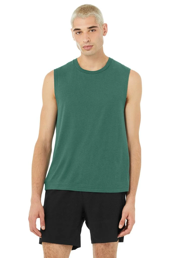 商品Alo|The Triumph Muscle Tank - Dark Ivy,价格¥212,第1张图片