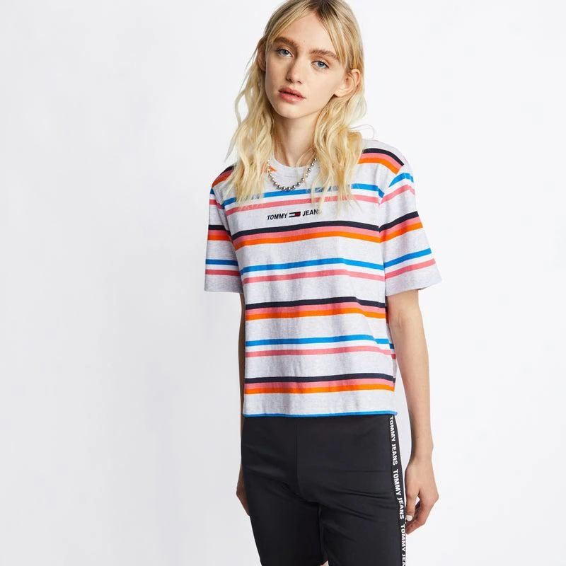 商品Tommy Hilfiger|Tommy Jeans Shortsleeve - Women T-Shirts,价格¥233,第4张图片详细描述