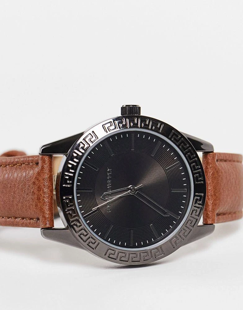 商品ASOS|ASOS DESIGN classic watch with black face and leather strap in tan,价格¥159,第3张图片详细描述