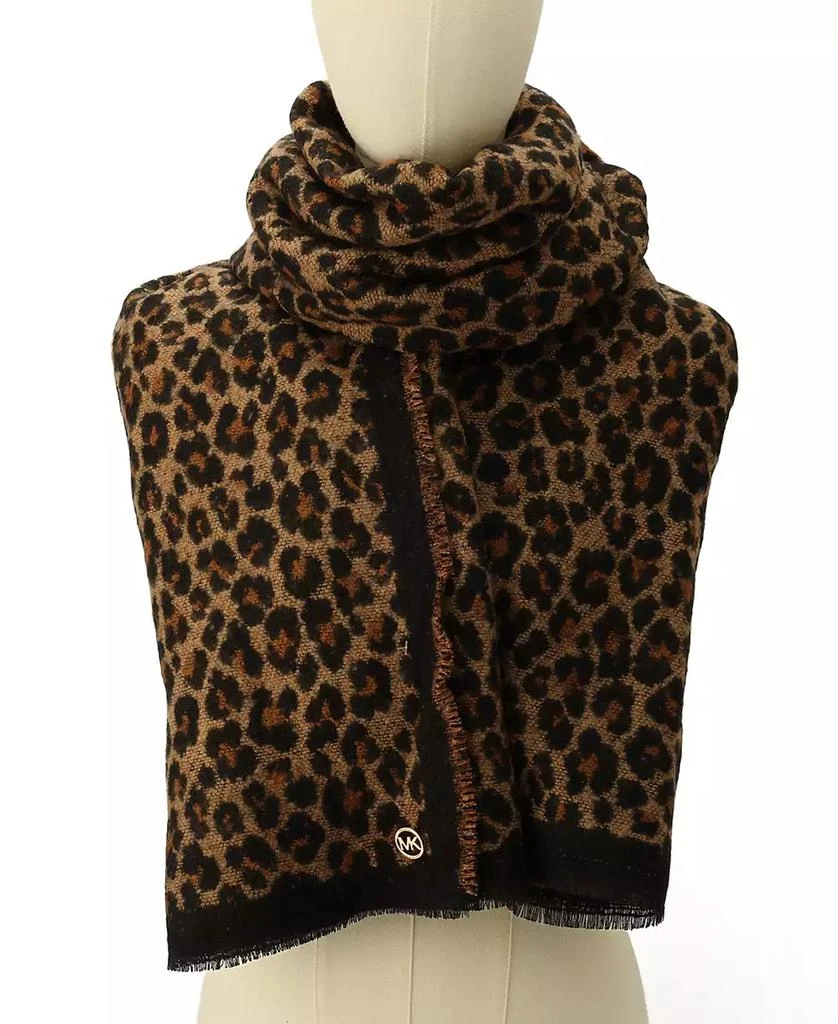 商品Michael Kors|Women's Bouclé Leopard-Print Scarf,价格¥393,第3张图片详细描述