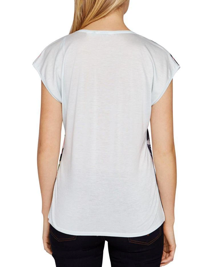 商品Ted Baker London|Erma Eden V-Neck Tee,价格¥489,第2张图片详细描述
