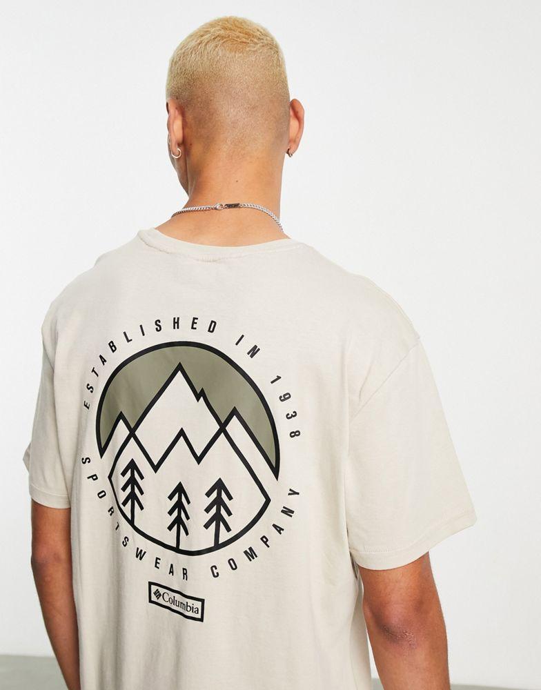 商品Columbia|Columbia Tillamook Way II t-shirt in beige/black Exclusive at ASOS,价格¥209,第4张图片详细描述