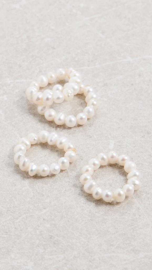 商品Timeless Pearly|Timeless Pearly 堆叠珍珠戒指,价格¥955,第2张图片详细描述