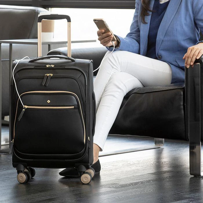 Mobile Solutions Expandable 19" Spinner Suitcase 商品