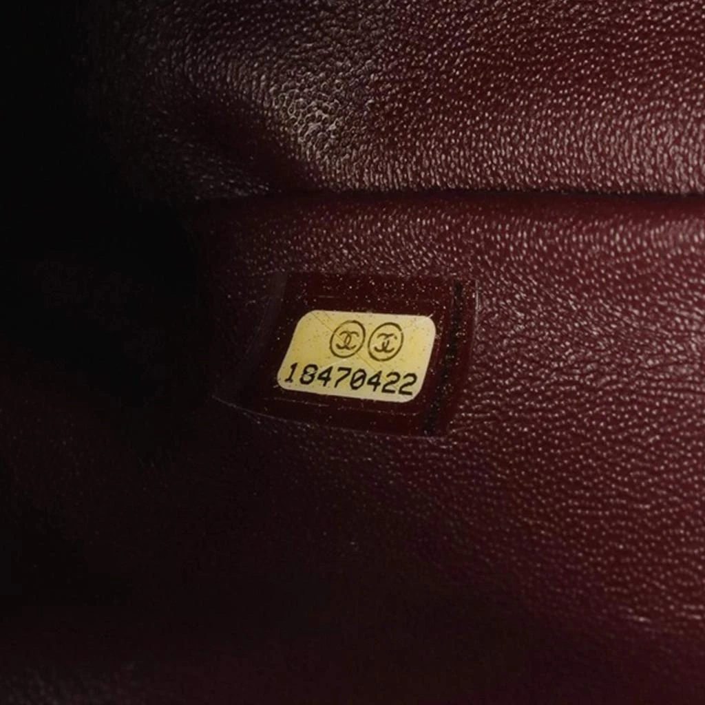 商品[二手商品] Chanel|Chanel Red CC Quilted Lambskin Diamond Camera Bag,价格¥30570,第5张图片详细描述