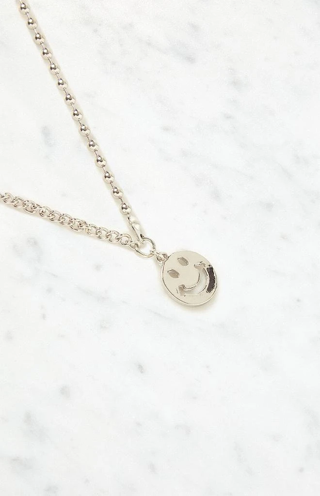 商品LA Hearts|Silver Smiley Pendant Necklace,价格¥58,第2张图片详细描述