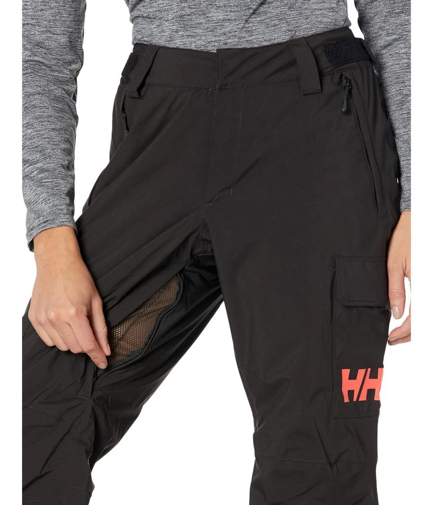 商品Helly Hansen|Switch Cargo Insulated Pants,价格¥841,第4张图片详细描述