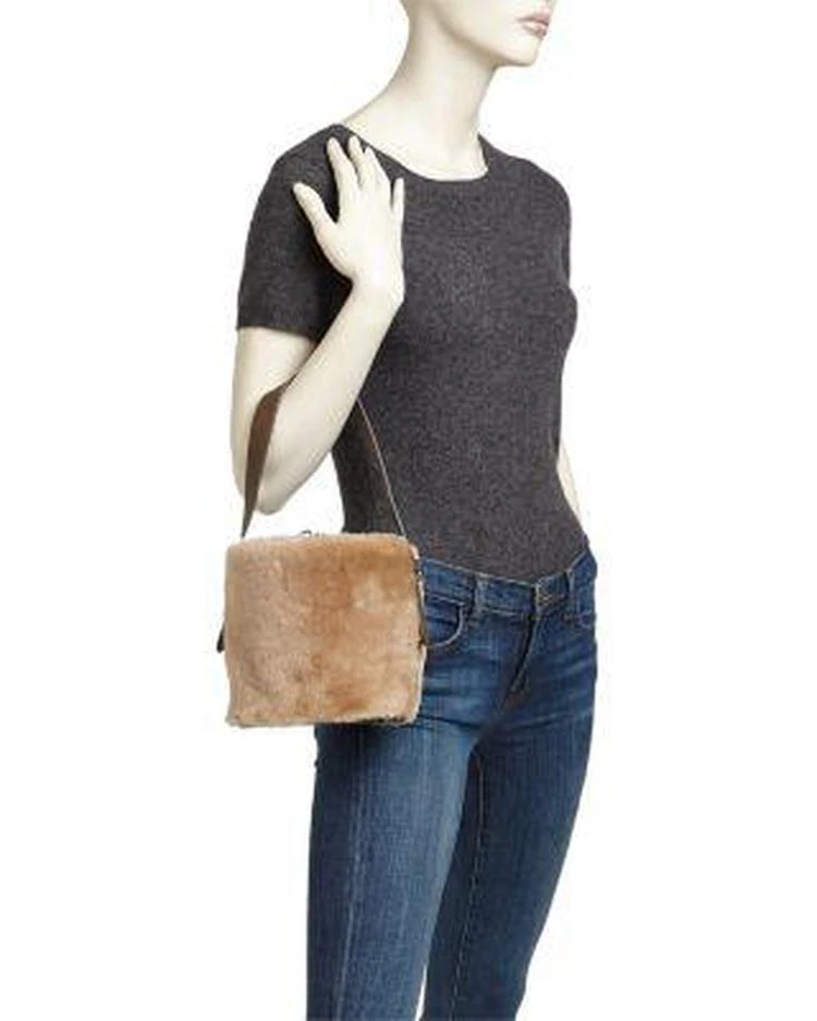 商品Arron|Small Shearling & Leather Bucket Bag,价格¥642,第2张图片详细描述