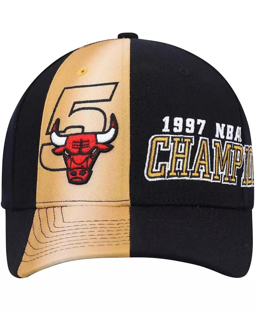 商品Mitchell and Ness|Men's Black Chicago Bulls Hardwood Classics 1997 NBA Champions Stretch Snapback Hat,价格¥298,第4张图片详细描述