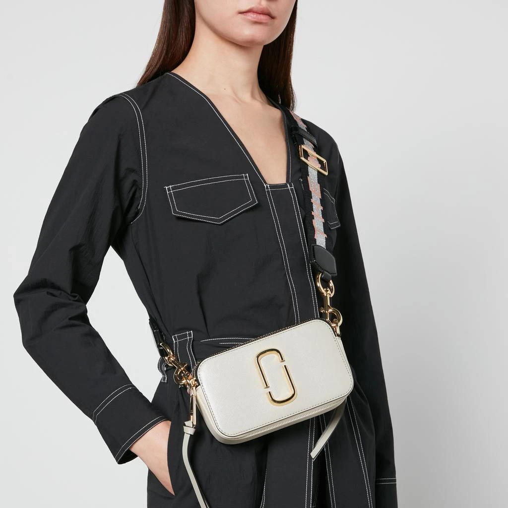 商品Marc Jacobs|Marc Jacobs Women's Snapshot Marc Jacobs Bag - New Dust Multi,价格¥2143,第2张图片详细描述