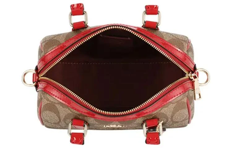 商品[国内直发] Coach|蔻驰 Boxed 18 经典老花挂件铭牌五金扣 PVC配皮 波士顿包手提包单肩包 小号 女款 棕色拼红色,价格¥1450,第6张图片详细描述