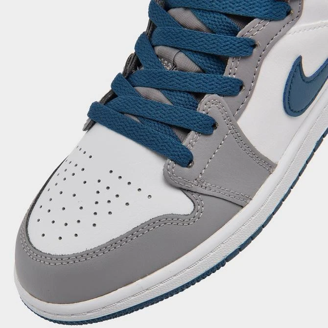 商品Jordan|Little Kids' Air Jordan Retro 1 Mid Casual Shoes,价格¥560,第3张图片详细描述