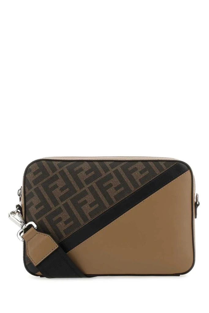 商品Fendi|Fendi Monogram Panelled Messenger Bag,价格¥7838,第1张图片