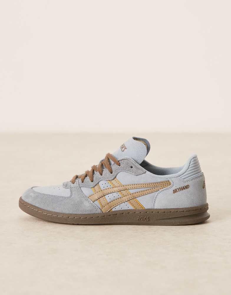 Shop Asics Skyhand Og trainers in dolphin grey and pepper on