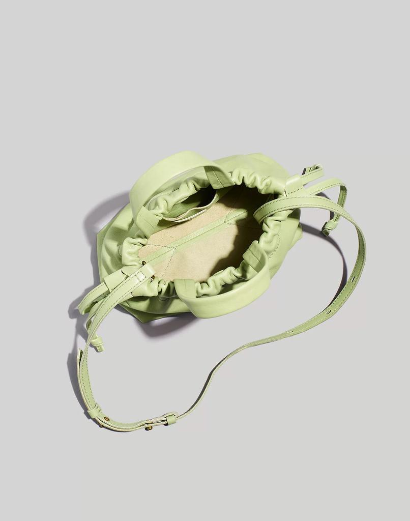 商品Madewell|Madewell Piazza 云朵包抽绳单肩包,价格¥502-¥846,第4张图片详细描述