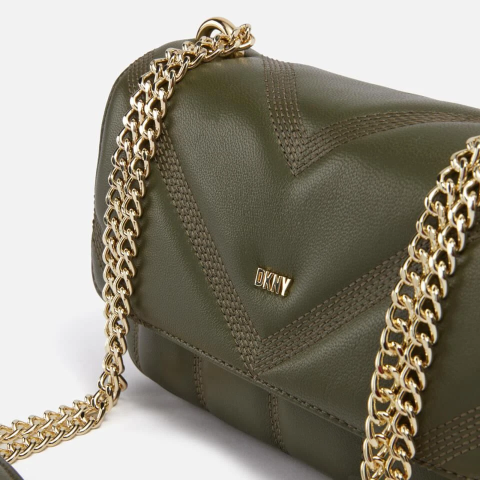 商品DKNY|DKNY Becca Medium Leather Shoulder Bag,价格¥1094,第4张图片详细描述
