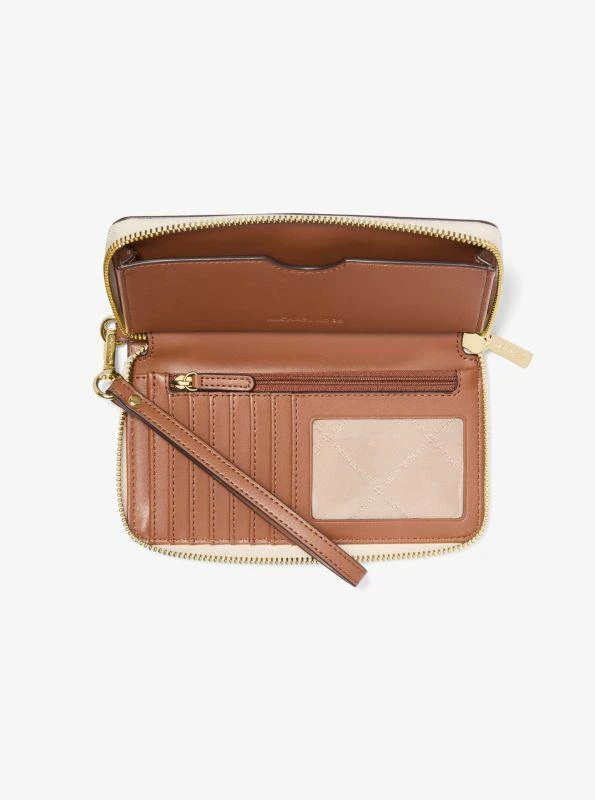 商品Michael Kors|Jet Set Signature Logo Smartphone Wristlet,价格¥442,第2张图片详细描述