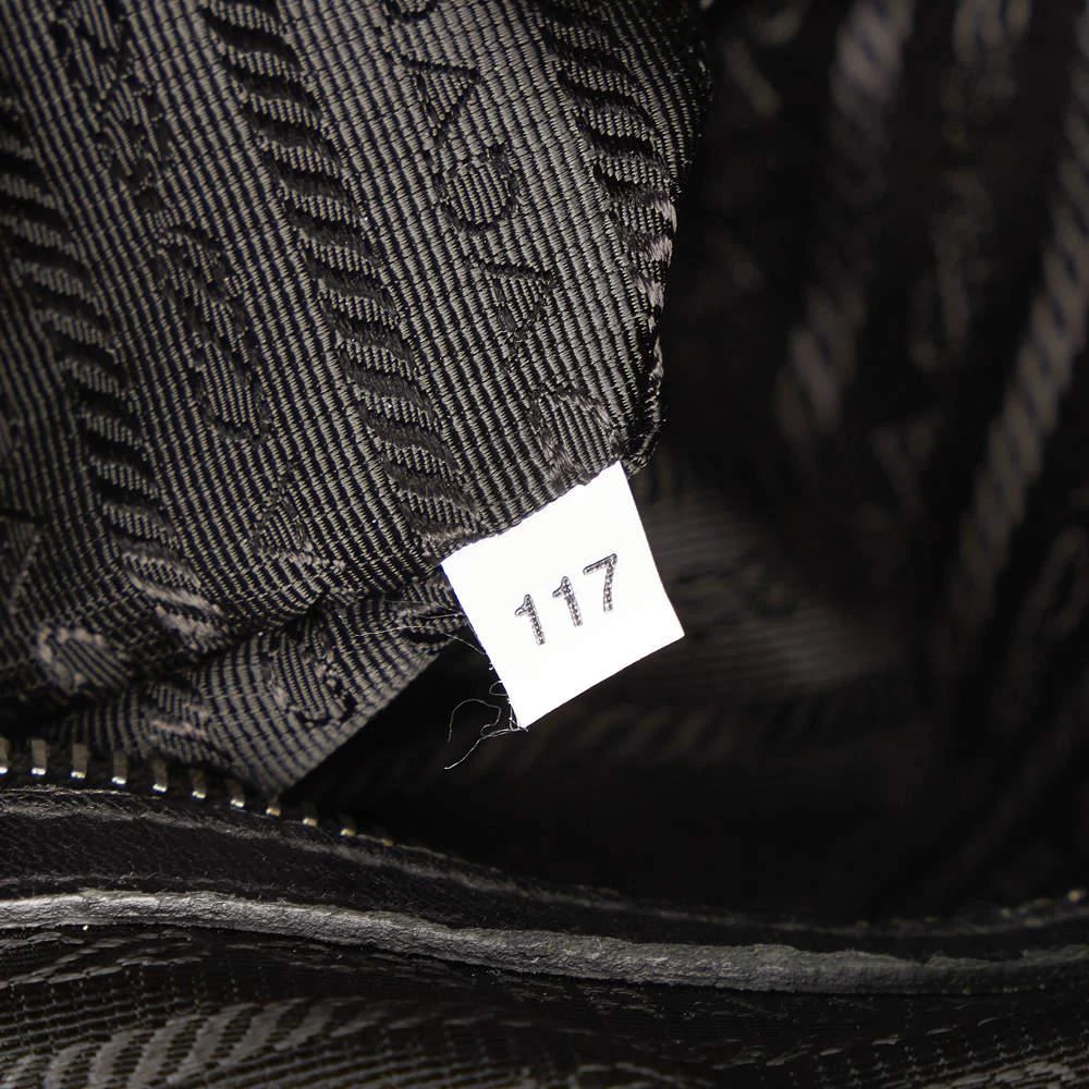 Prada Black Vitello Daino Tote Bag 商品