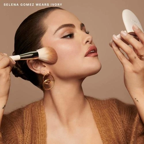 商品Rare Beauty by Selena Gomez|True to Myself Tinted Pressed Talc-Free Finishing Powder,价格¥248,第2张图片详细描述