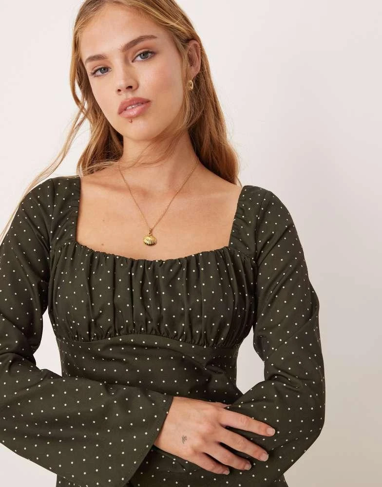 商品Kiss The Sky|Kiss The Sky polka dot mini dress in forest green,价格¥251,第2张图片详细描述