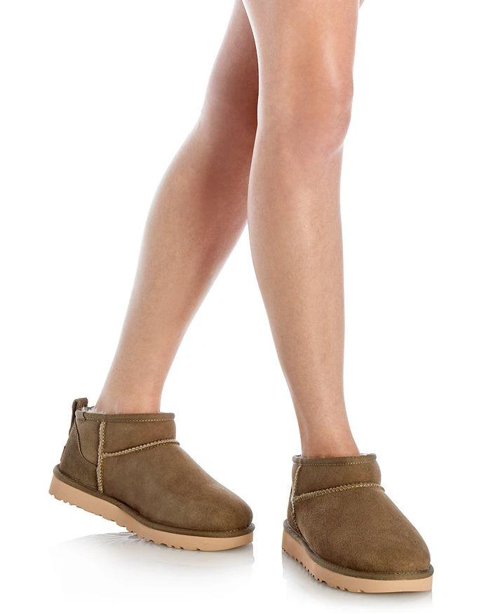 商品UGG|Women's Classic Ultra Mini Shearling Booties,价格¥1191,第2张图片详细描述
