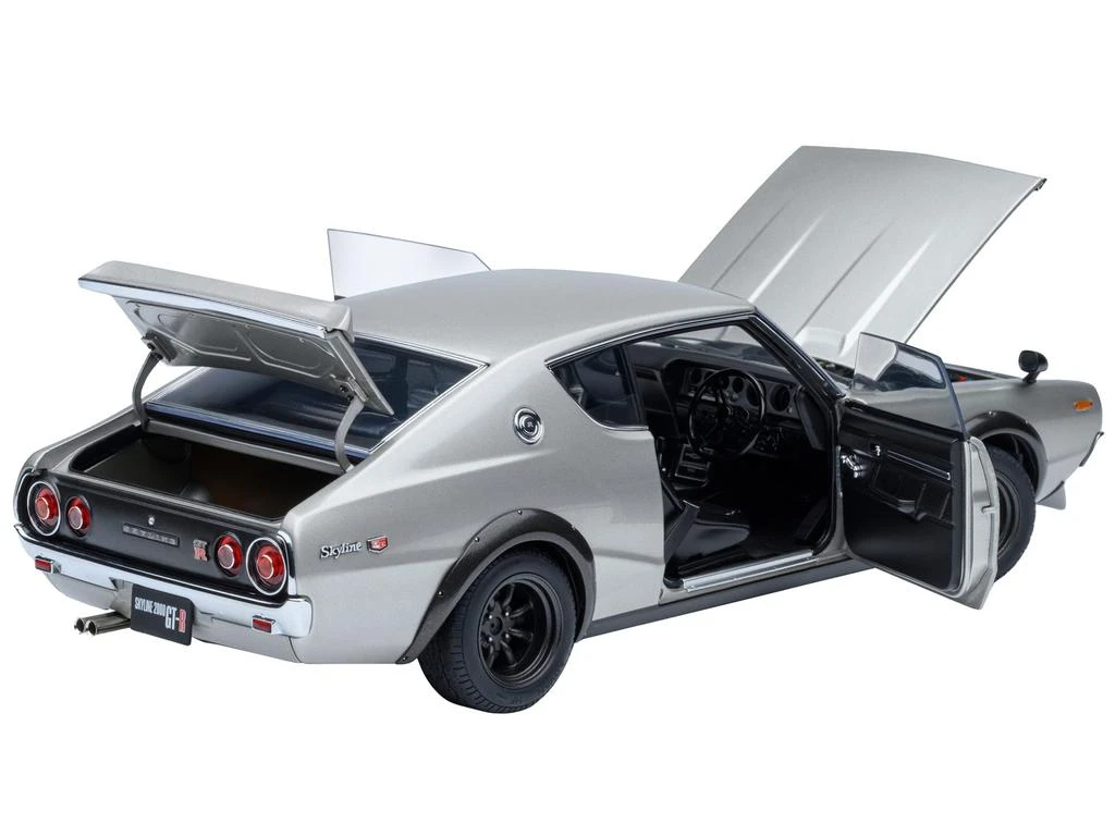 商品Autoart|Nissan Skyline 2000GT-R (KPGC110) Tuned Version RHD (Right Hand Drive) Silver Metallic 1/18 Model Car by,价格¥2691,第1张图片