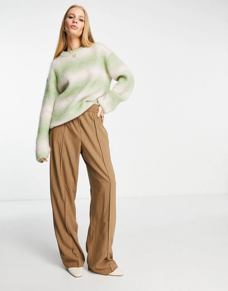 商品& Other Stories|& Other Stories wool blend jumper in white and green stripe,价格¥1170,第3张图片详细描述