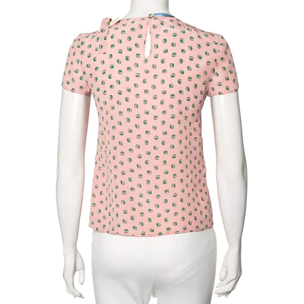 商品[二手商品] Prada|Prada Pink Dice Printed Silk Pleated Yolk Detail Short Sleeve Blouse S,价格¥801,第3张图片详细描述