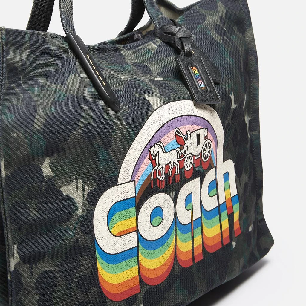商品Coach|Coach Men's Tote 42 In Camo Canvas with Pride Print Bag,价格¥1114,第3张图片详细描述