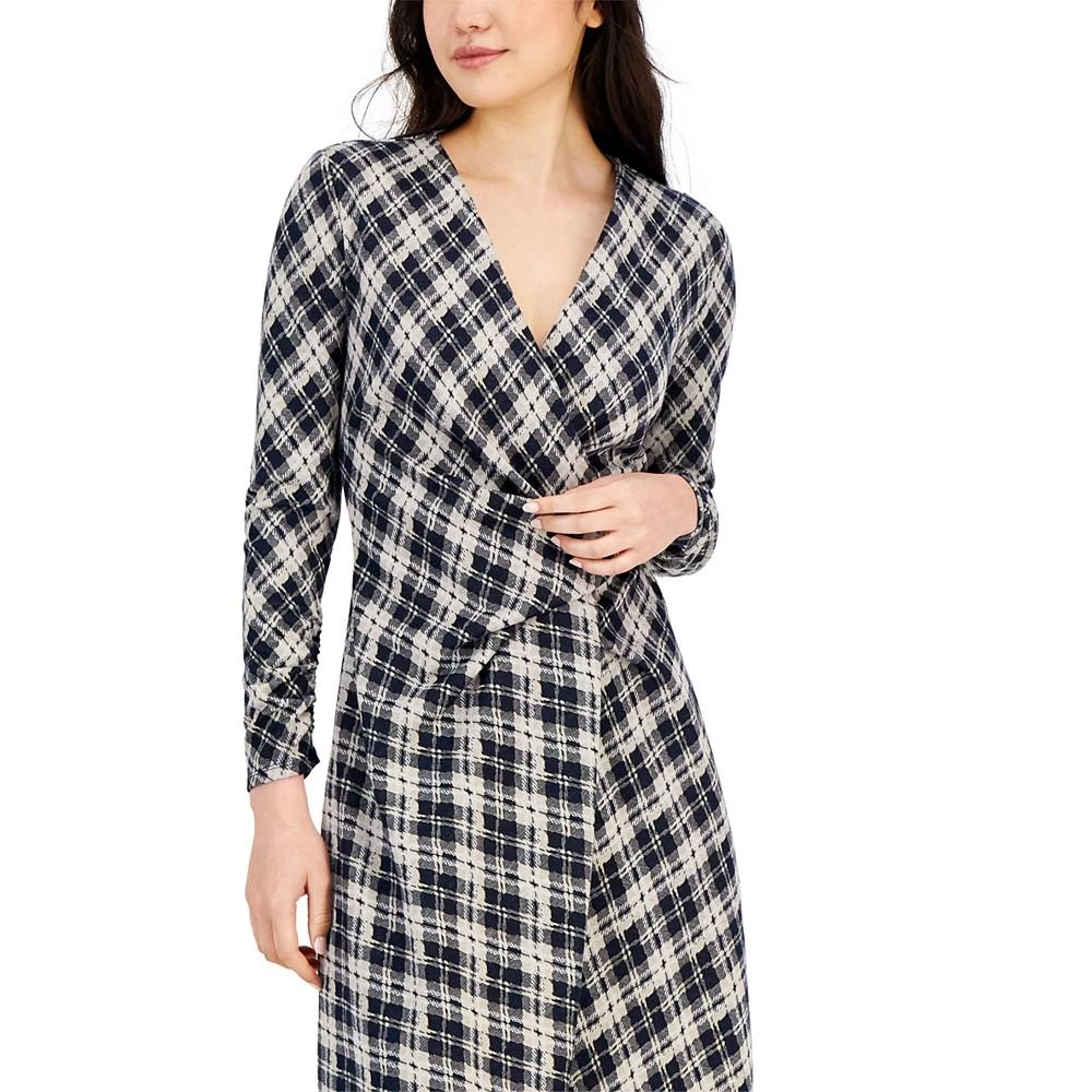 商品Tommy Hilfiger|Women's Jacquard Argyle Wrap Dress,价格¥348,第4张图片详细描述