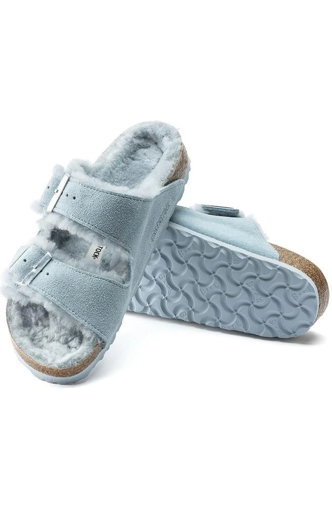 商品Birkenstock|(1021418) Arizona Shearling Sandals - Light Blue,价格¥640,第5张图片详细描述