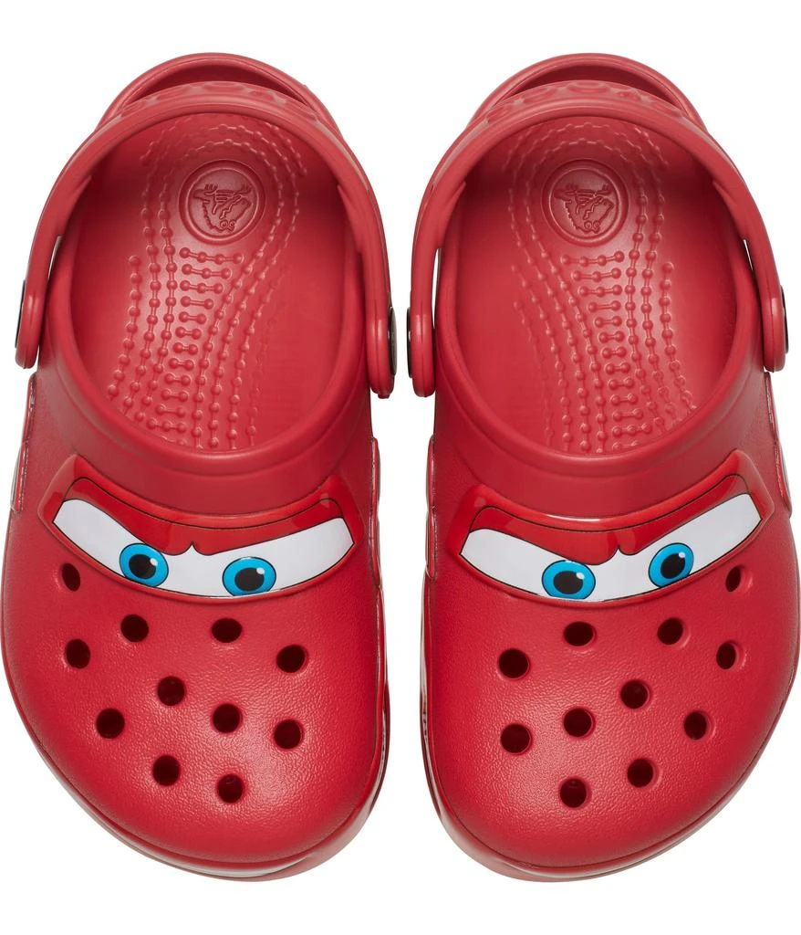 商品Crocs|Crocband Cars Lightning McQueen Clogs, Light Up Shoes (Little Kid/Big Kid),价格¥476,第2张图片详细描述