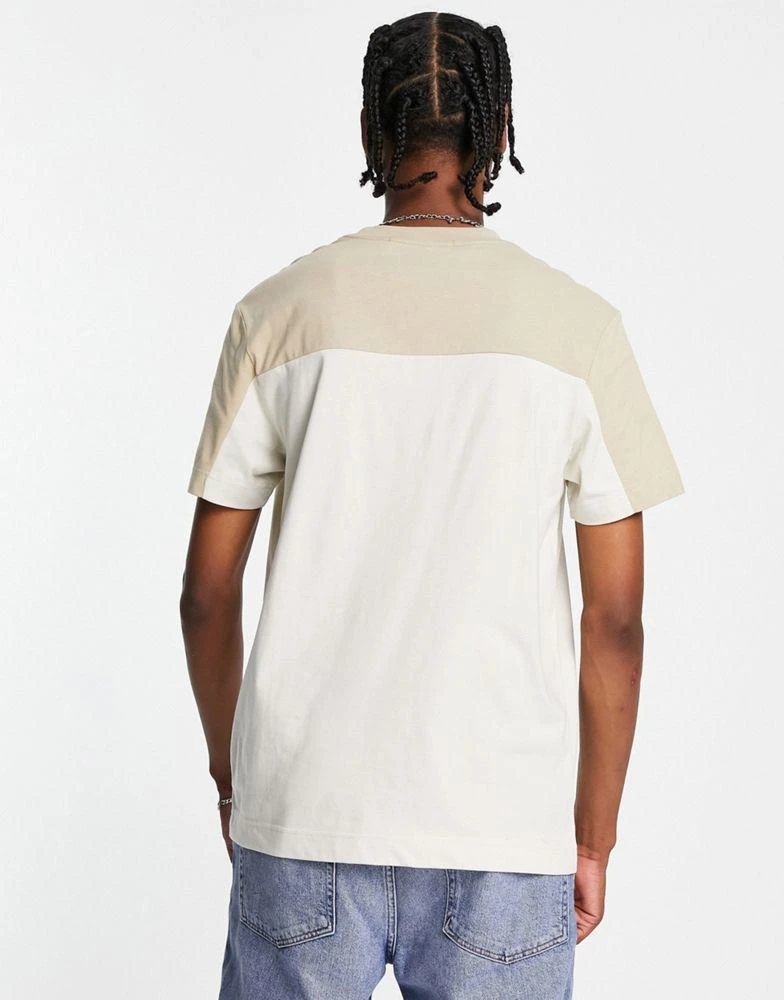 商品Calvin Klein|Calvin Klein Jeans blocking capsule relaxed fit t-shirt in stone exclusive to ASOS,价格¥248,第2张图片详细描述